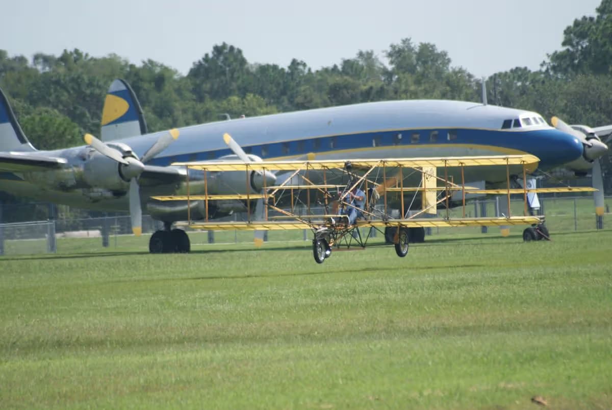 Unidentified — Aircraft