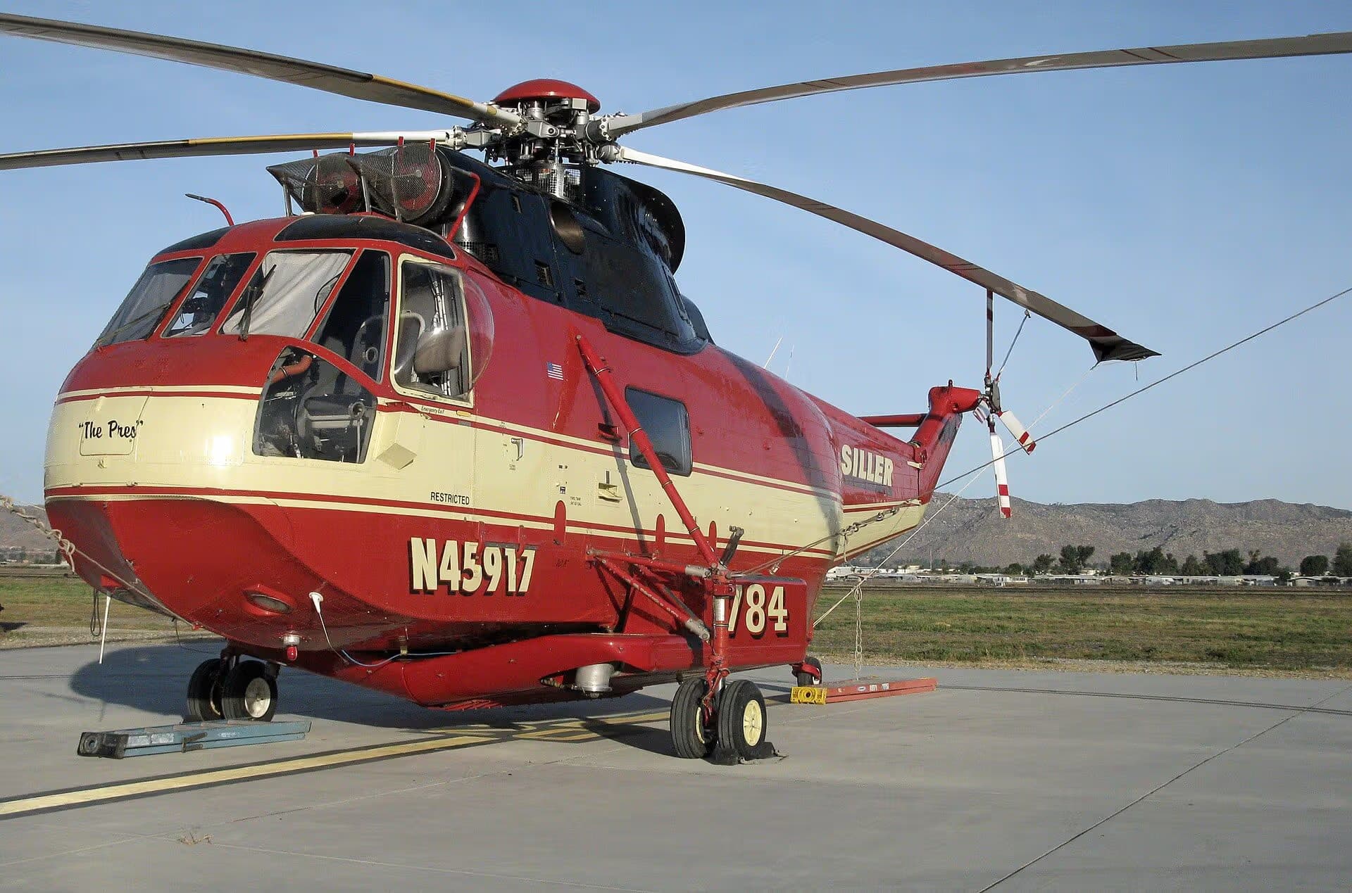 N45917 — Helicopter