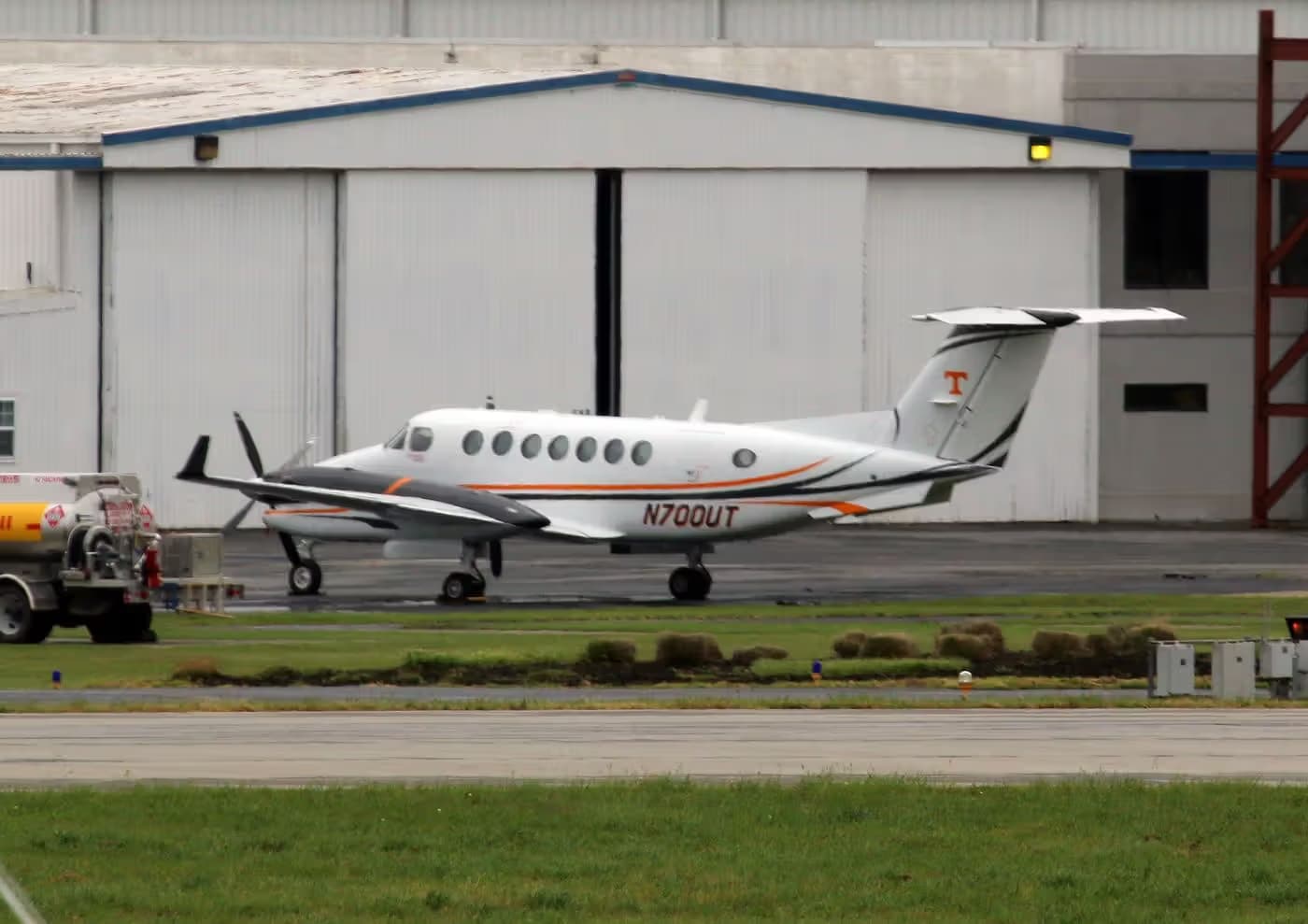 N700UT — Aircraft