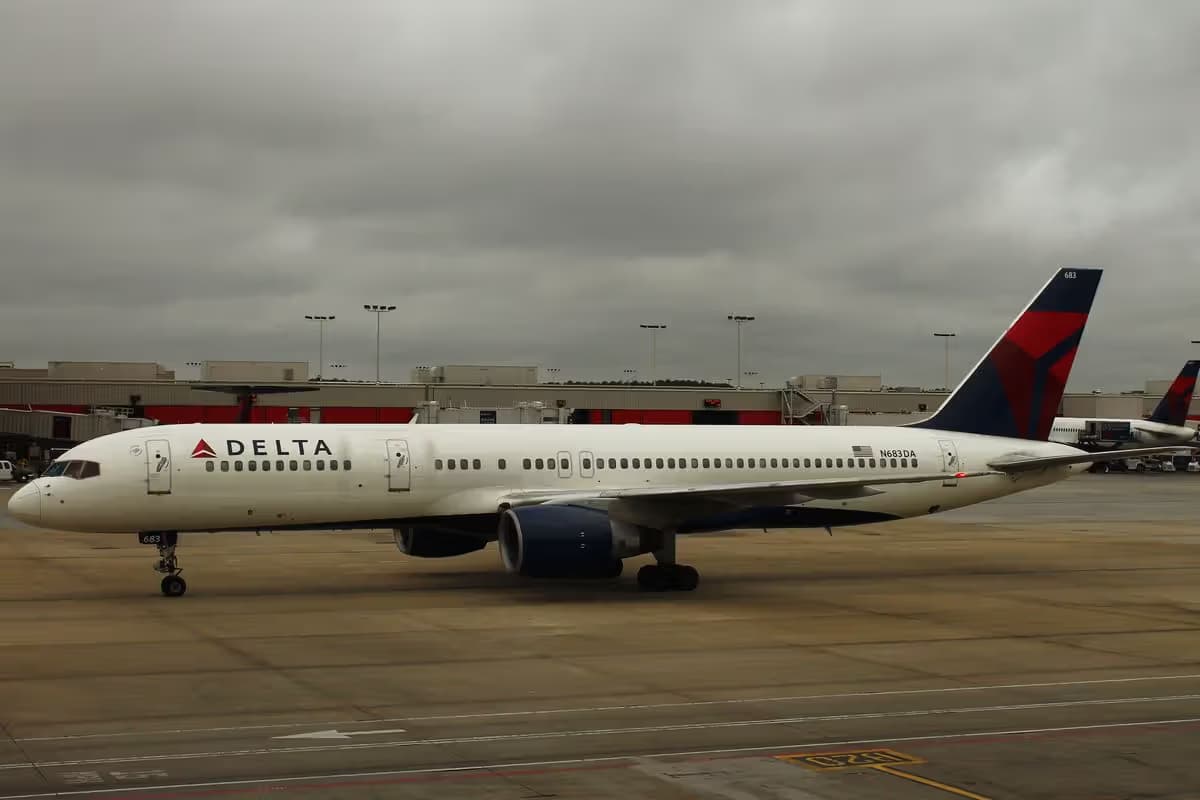 N683DA — Boeing