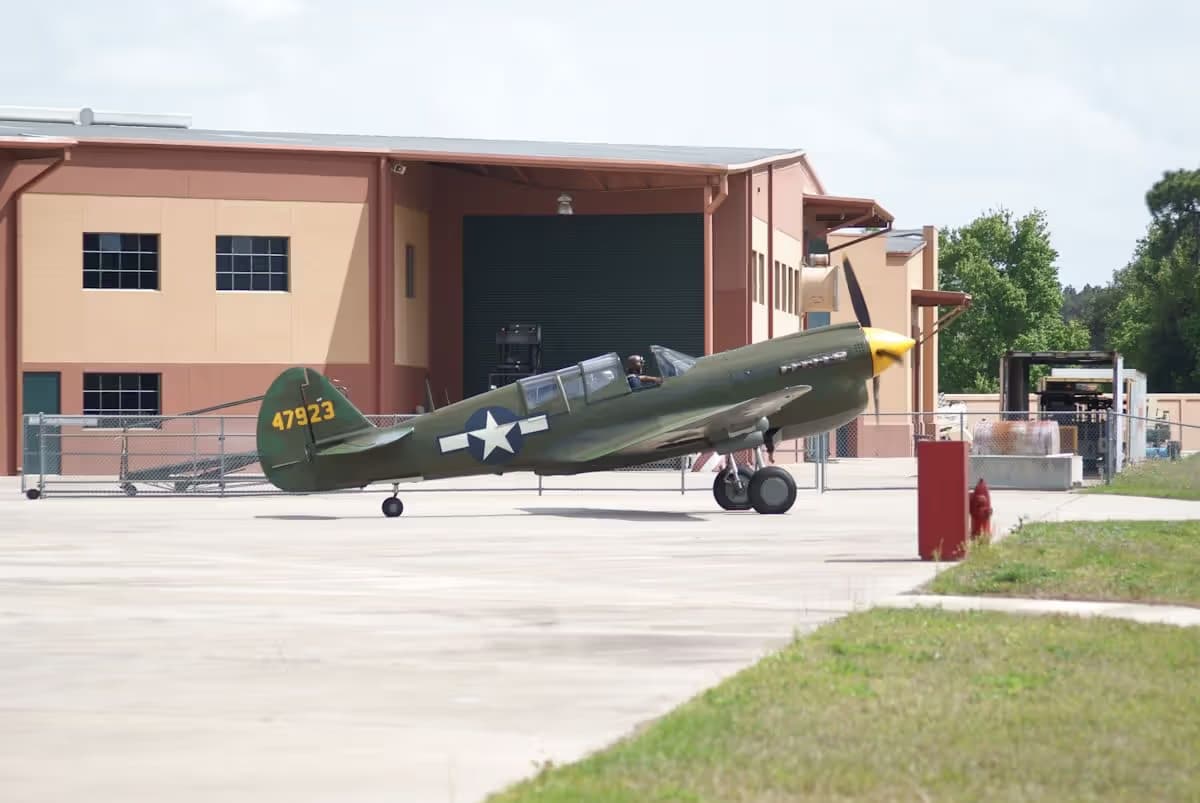 Unidentified — Warbird