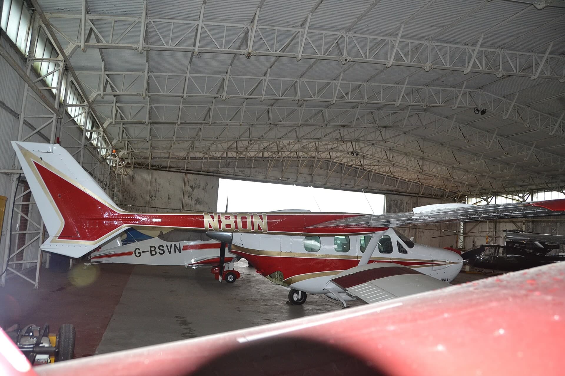 N80N — Twin-engine aircraft