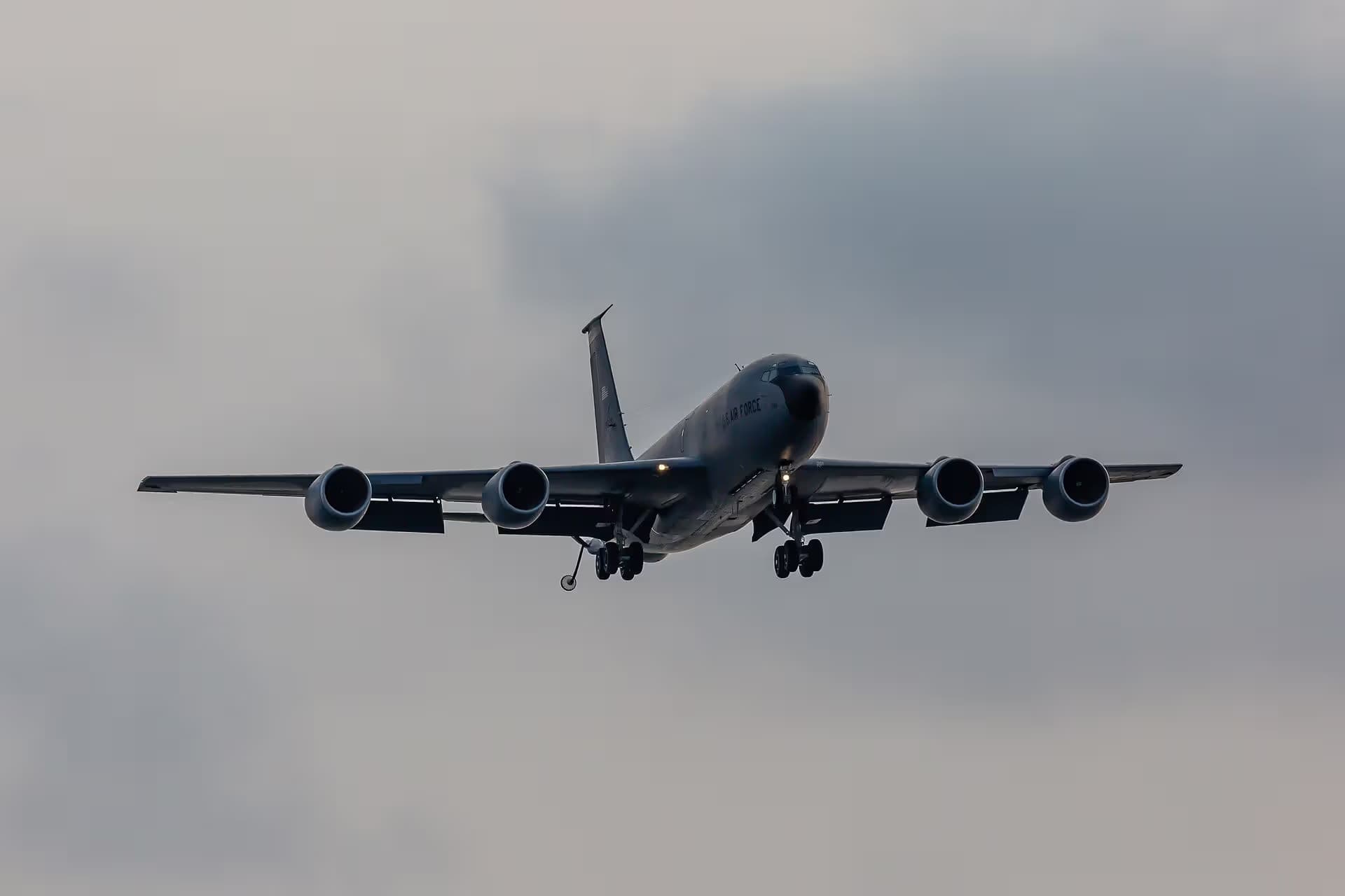 Unidentified — Aircraft