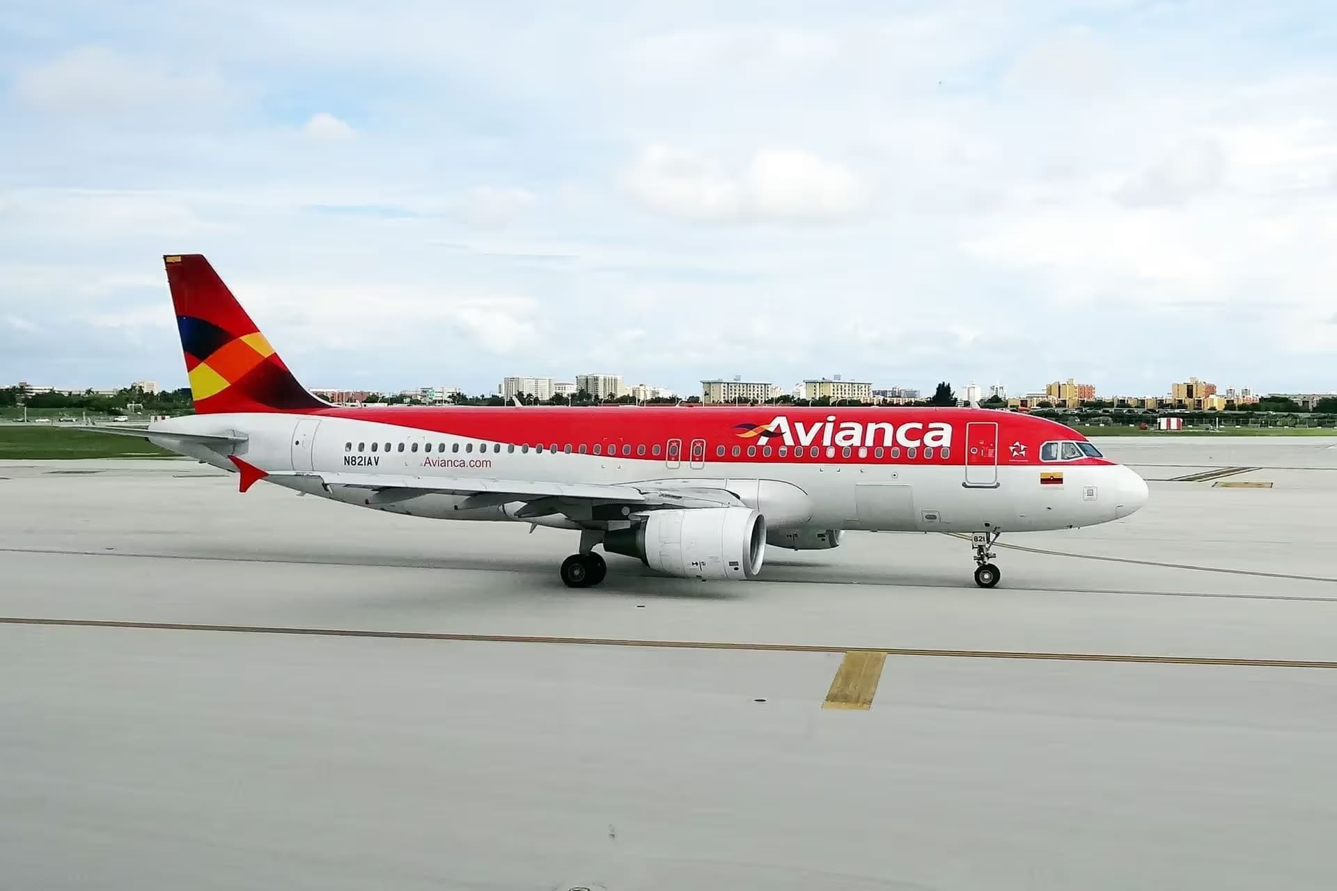 N821AV — Airbus