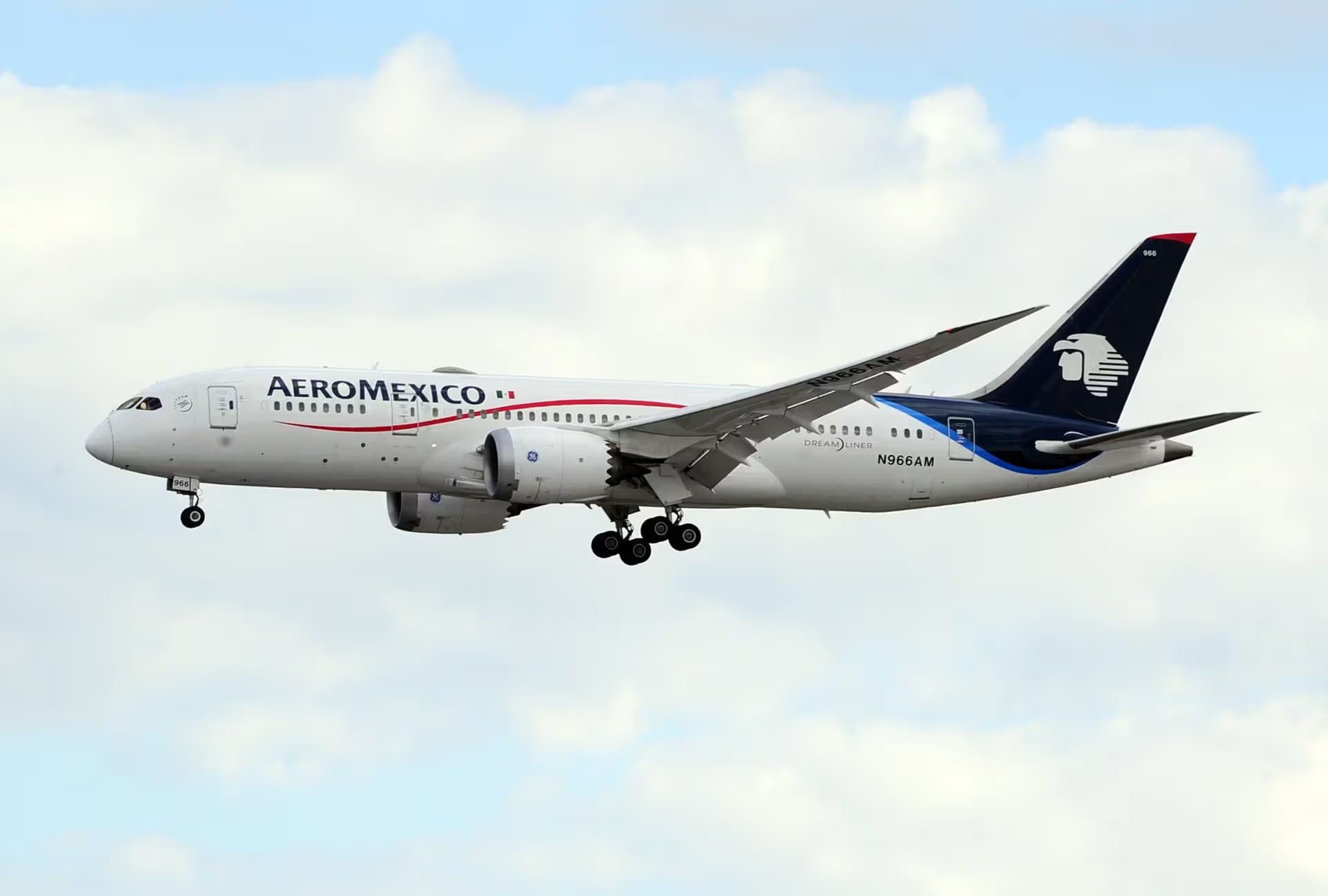 N966AM — Boeing