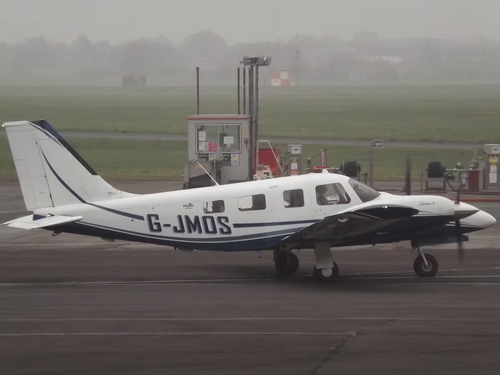 G-JMOS — Piper