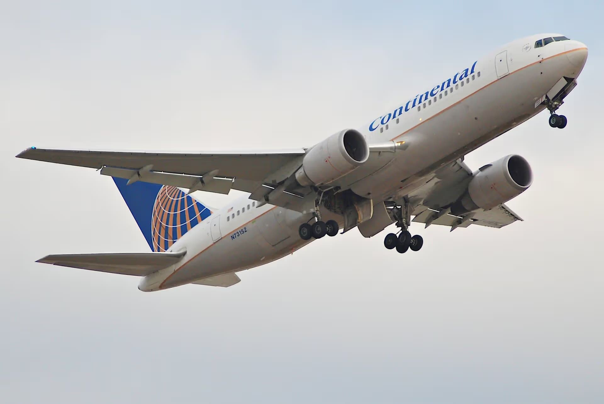 N73152 — Boeing