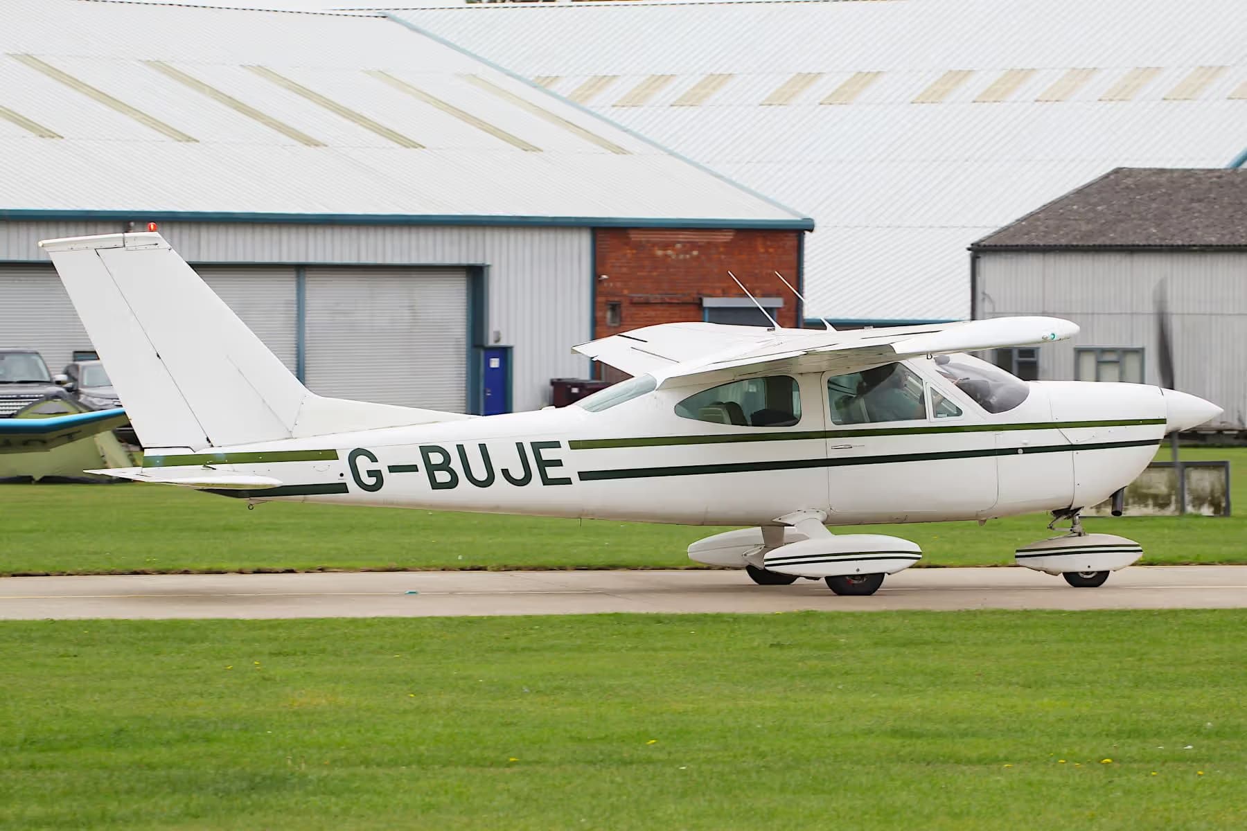 G-BUJE — Cessna