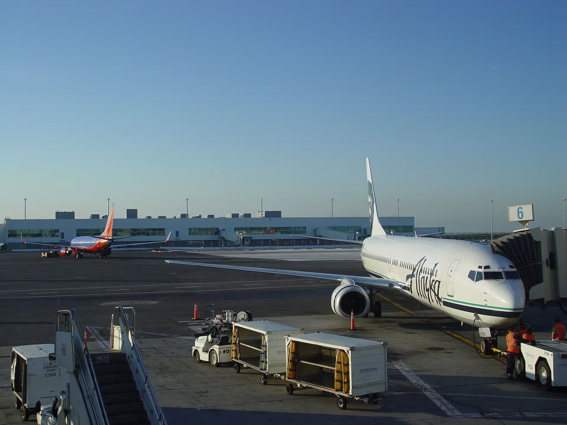 N317AS — Boeing