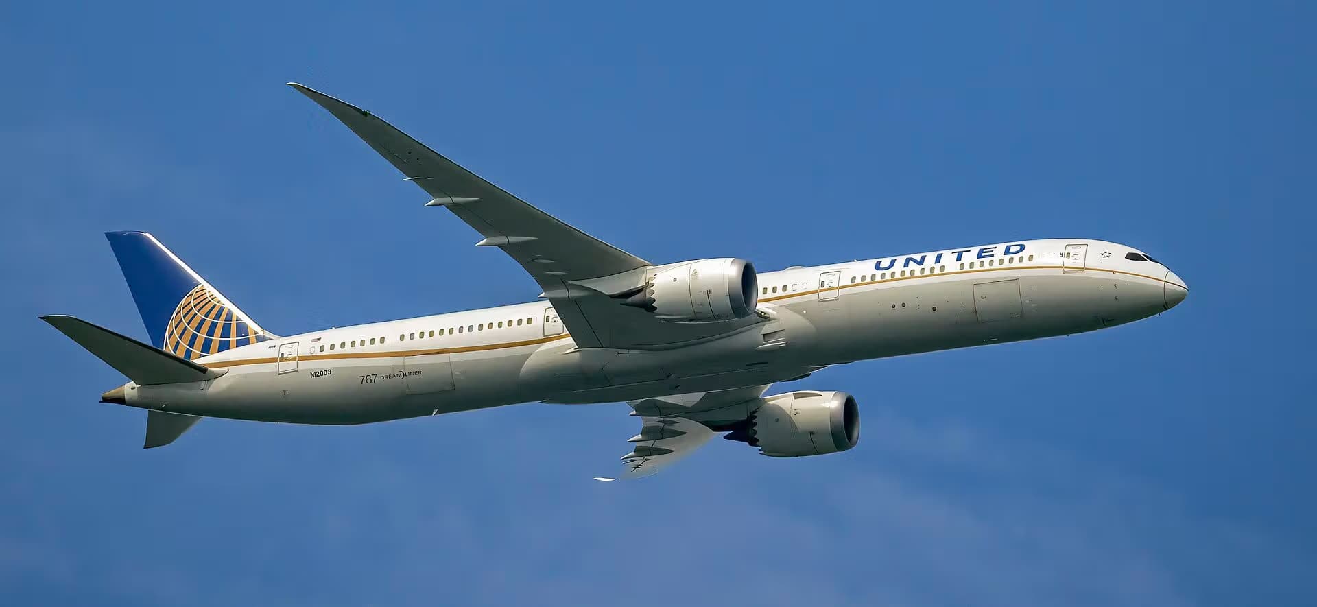 N12003 — Twin-engine aircraft