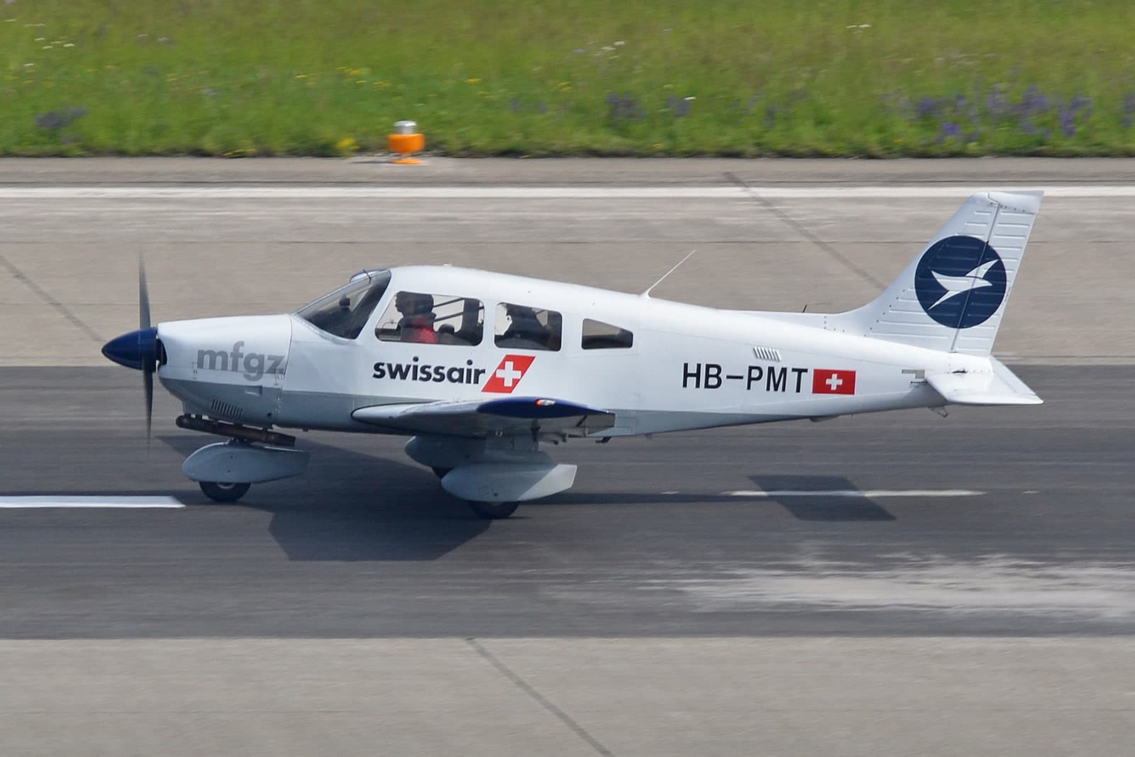 HB-PMT — Piper