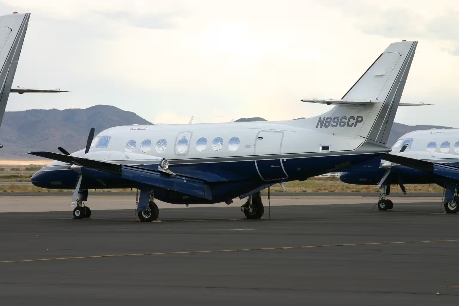 N896CP — Twin-engine aircraft