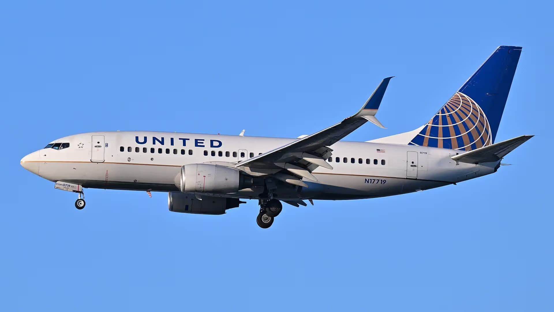 N17719 — Boeing