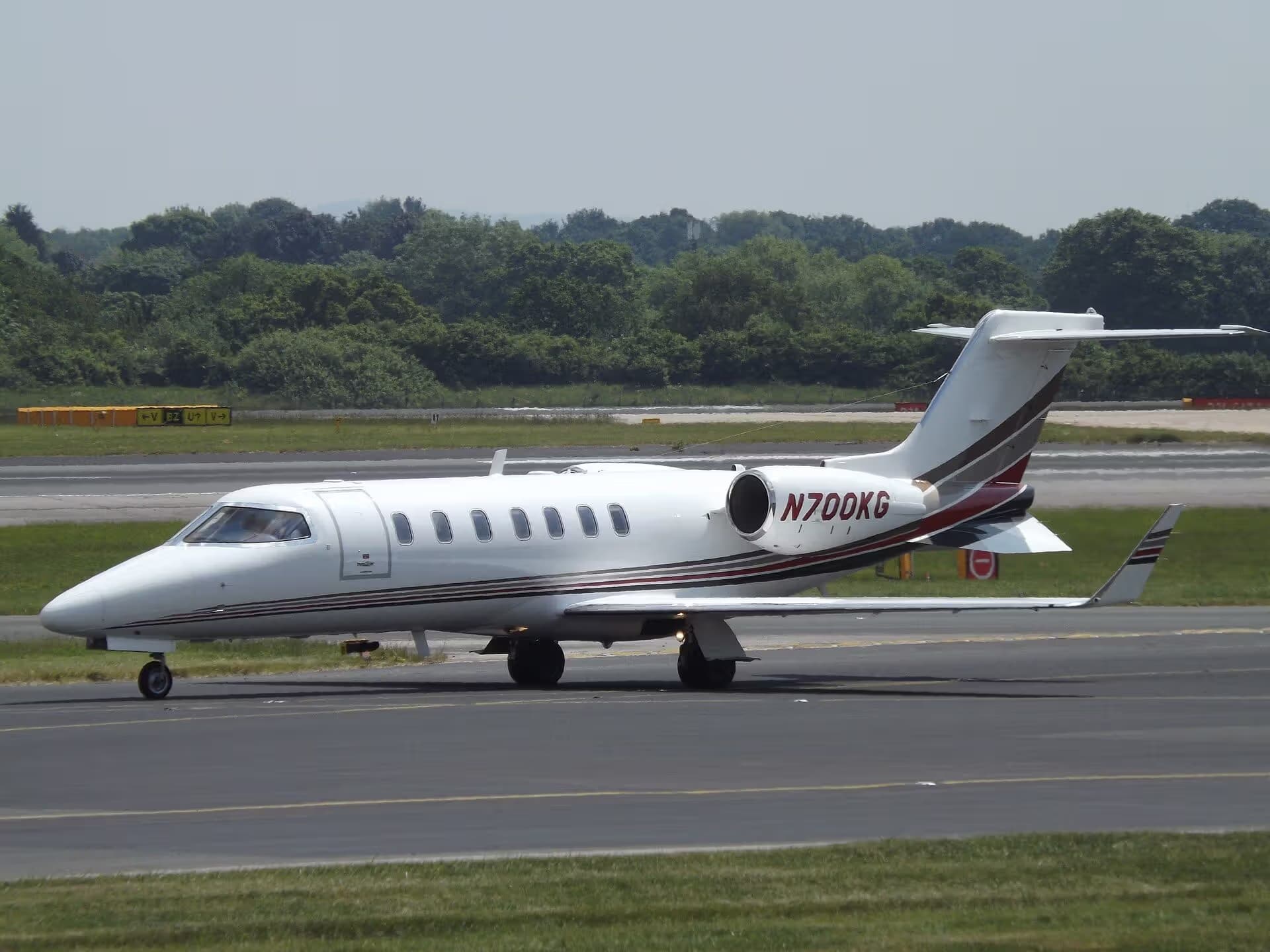N700KG — Aircraft