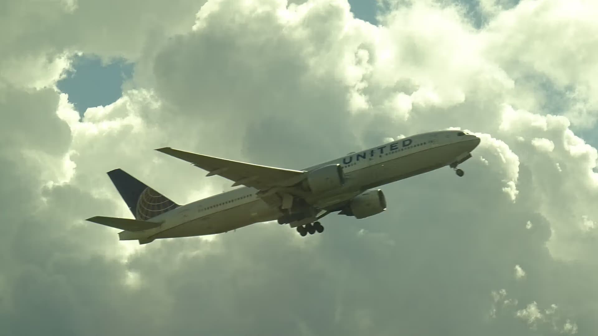 N78013 — Boeing