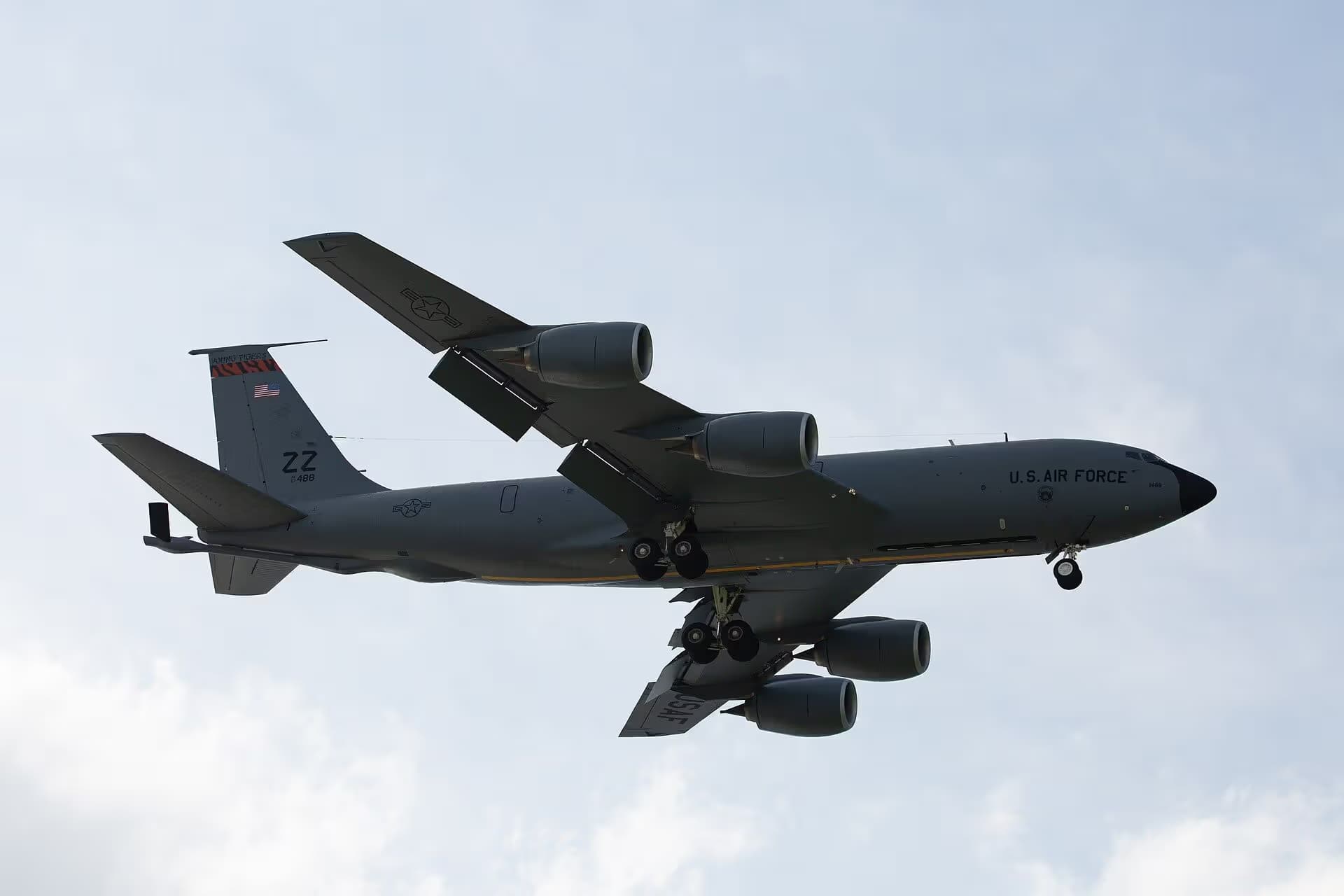 Unidentified — Boeing
