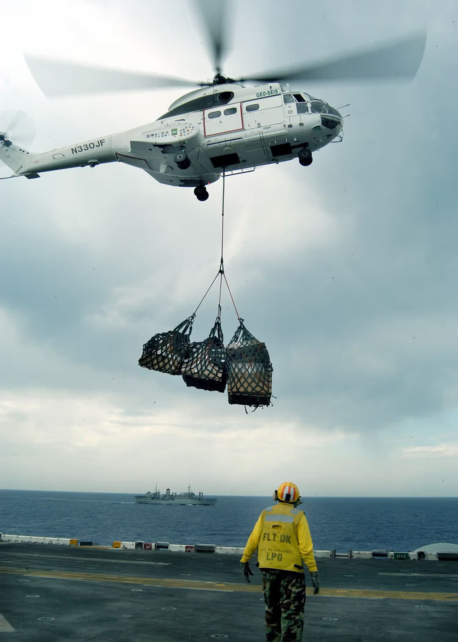 N330JF — Helicopter