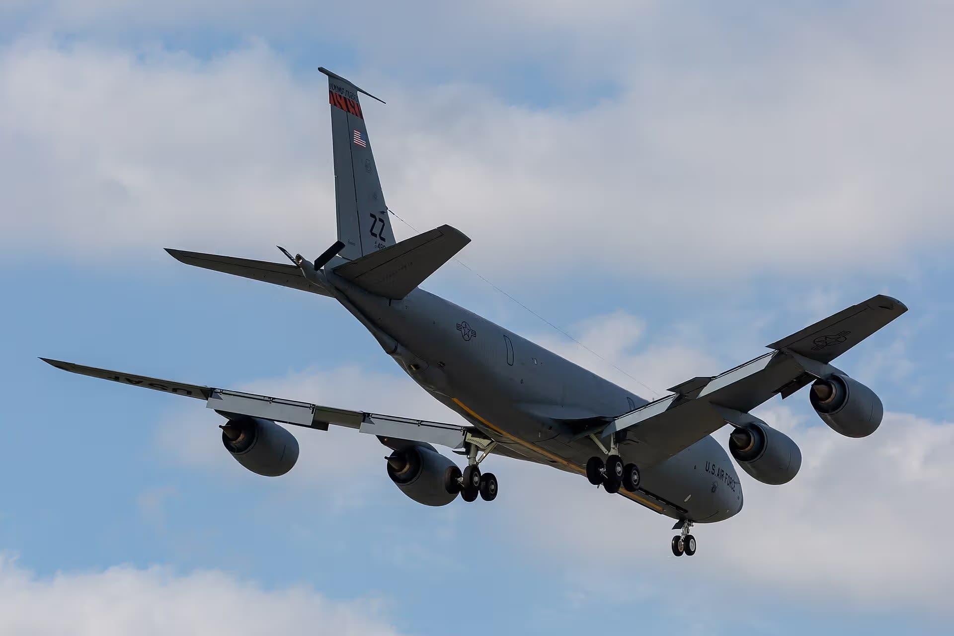 Unidentified — Aircraft