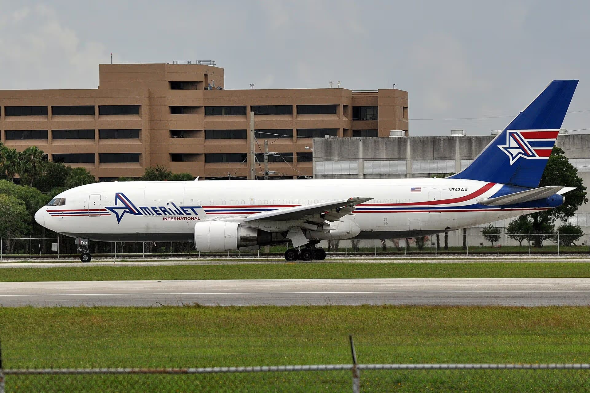 N743AX — Twin-engine aircraft
