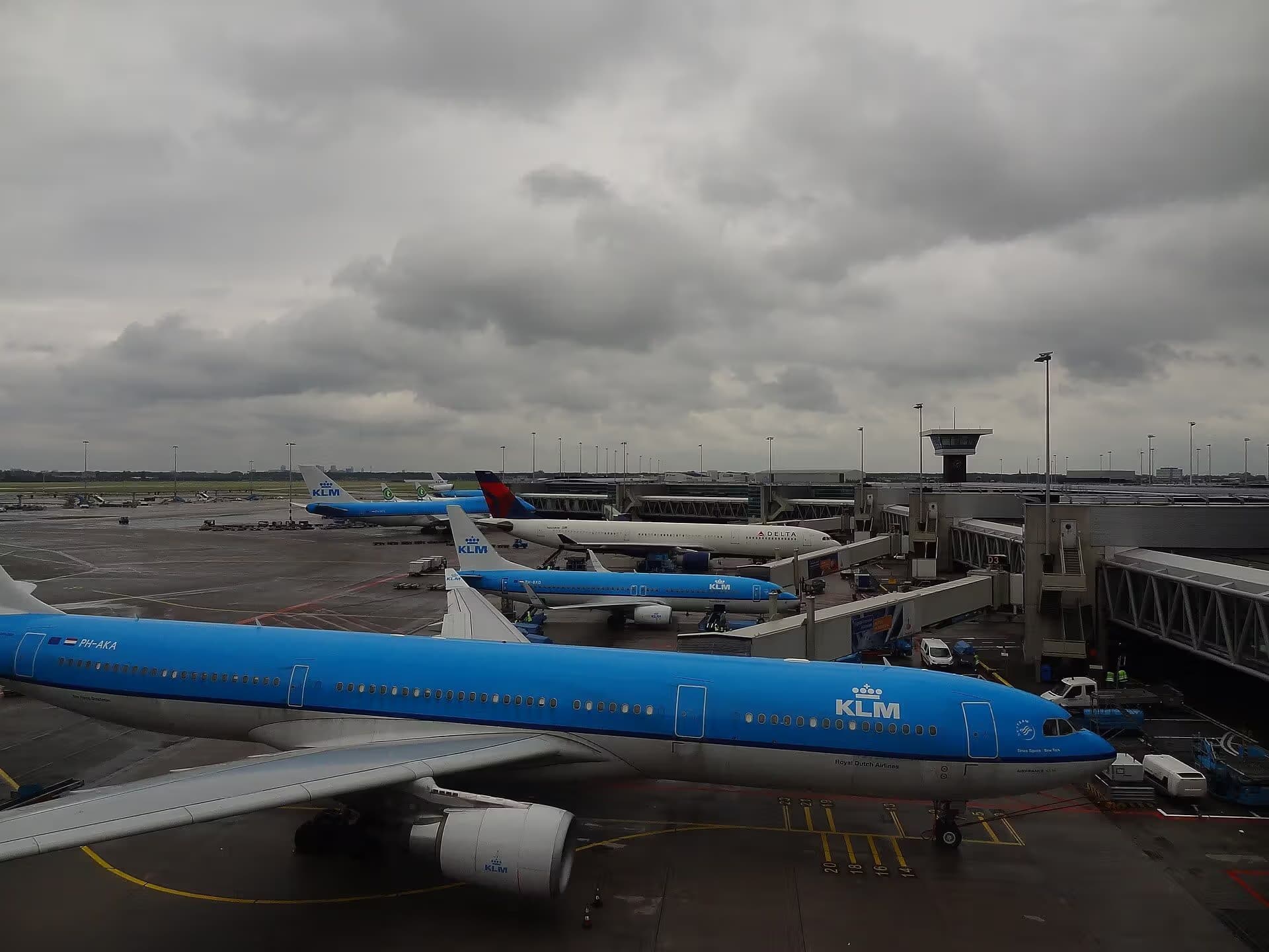 N805NW — Airbus at Amsterdam Airport