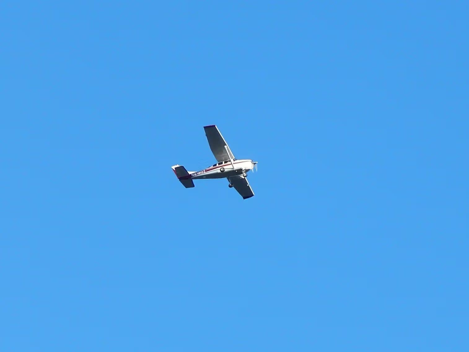 N8180Z — Single-engine aircraft