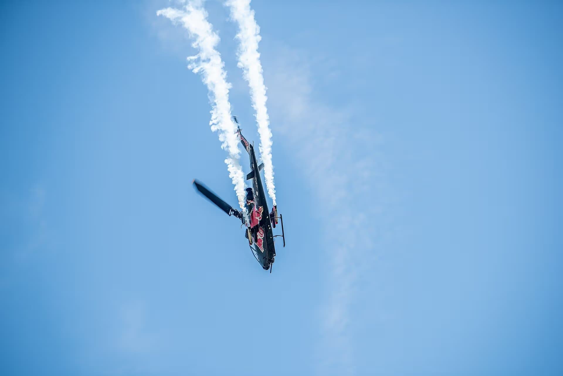 N11FX — Helicopter