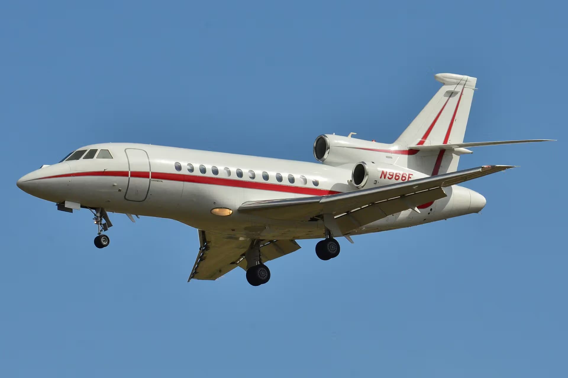 N966E — Business jet