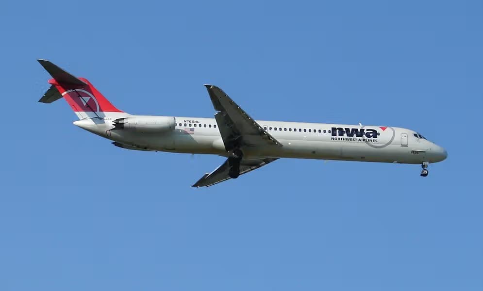 N765NC — Douglas