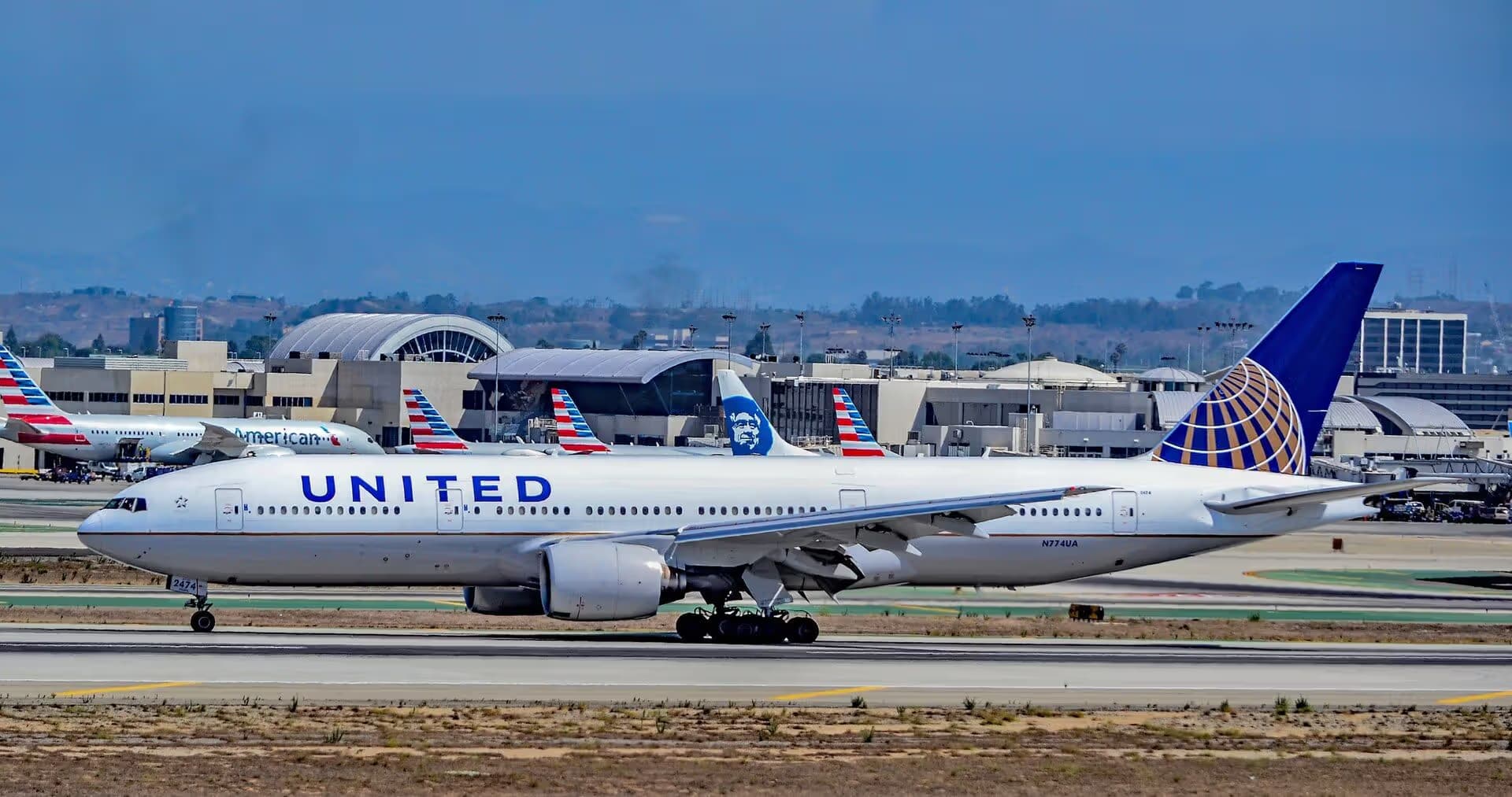 N774UA — Boeing