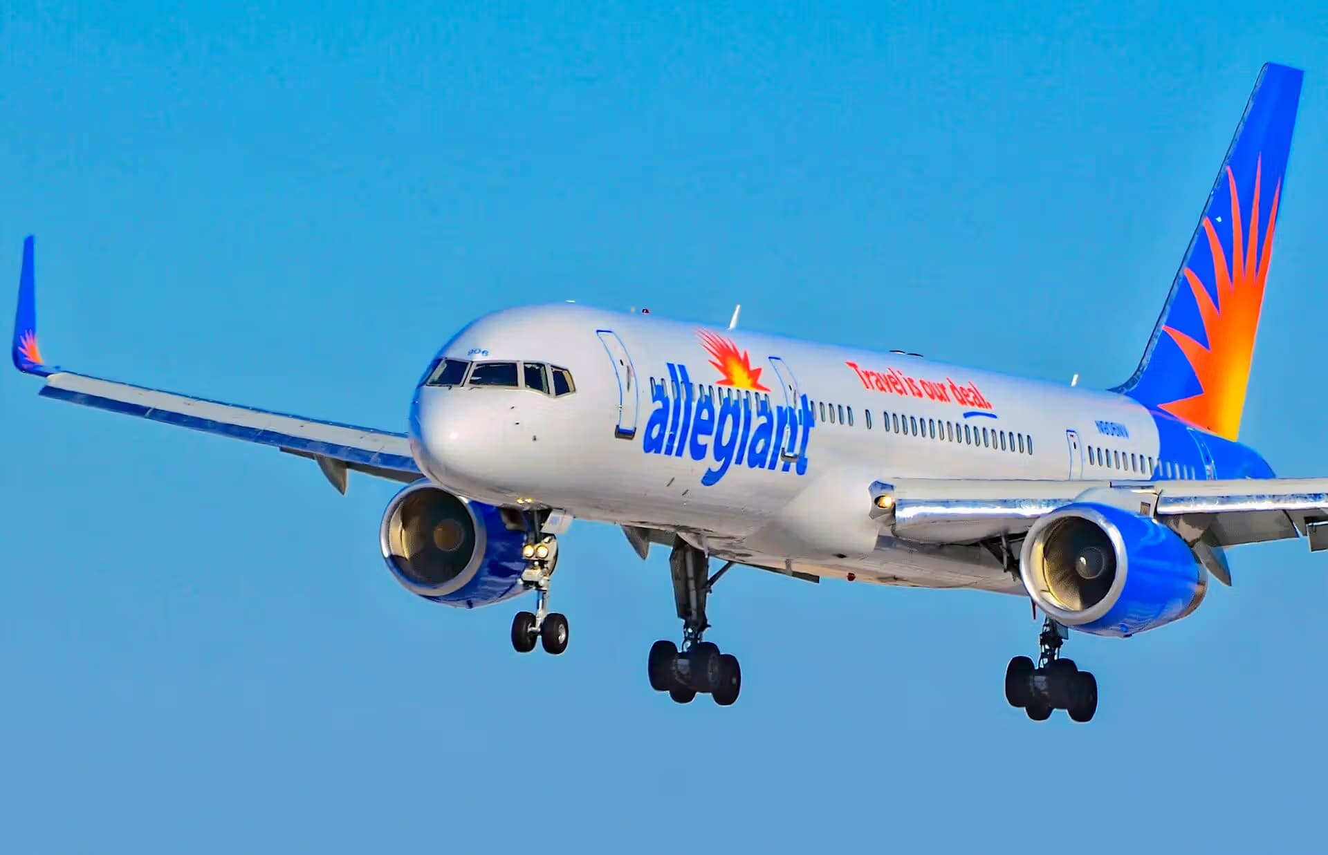 N906NV — Twin-engine aircraft