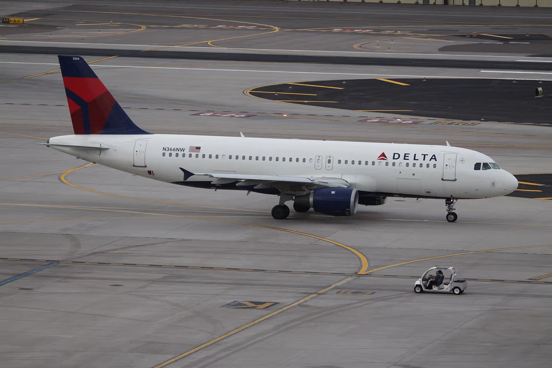 N366NW — Airbus