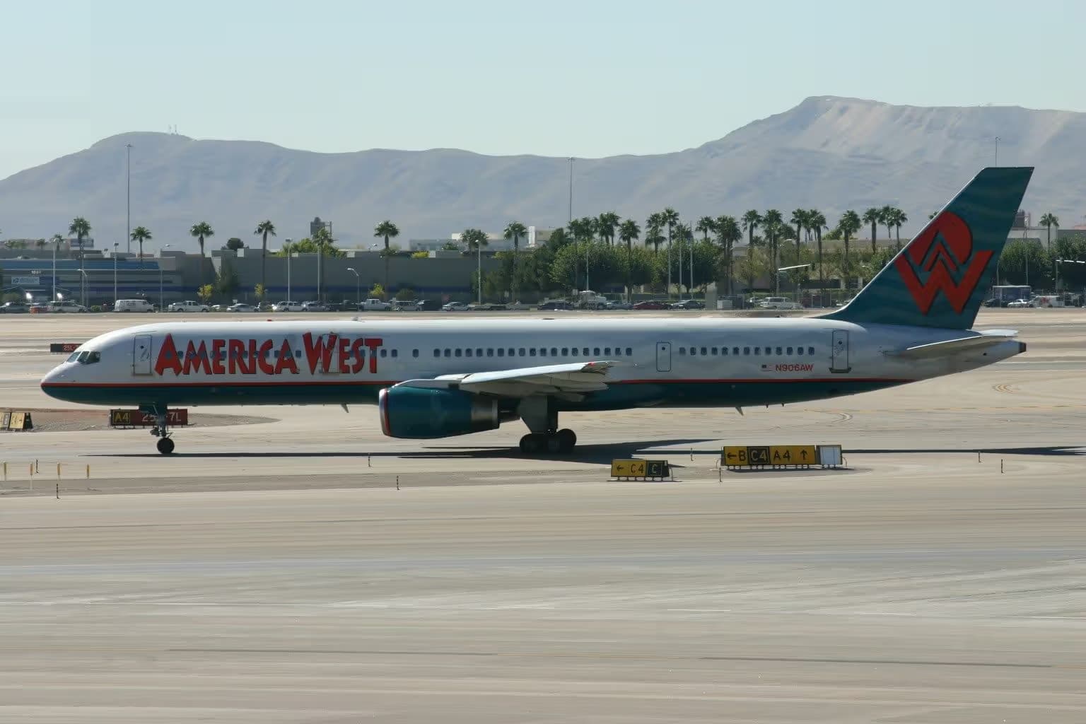 N906AW — Boeing