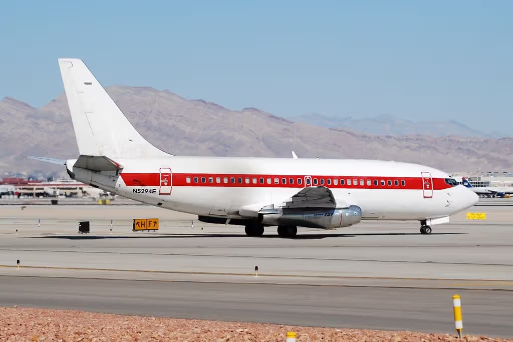 N5294E — Twin-engine aircraft