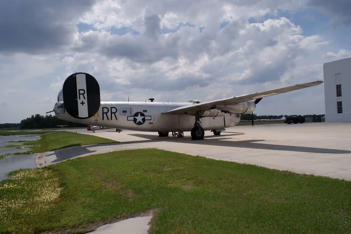 Unidentified — Aircraft