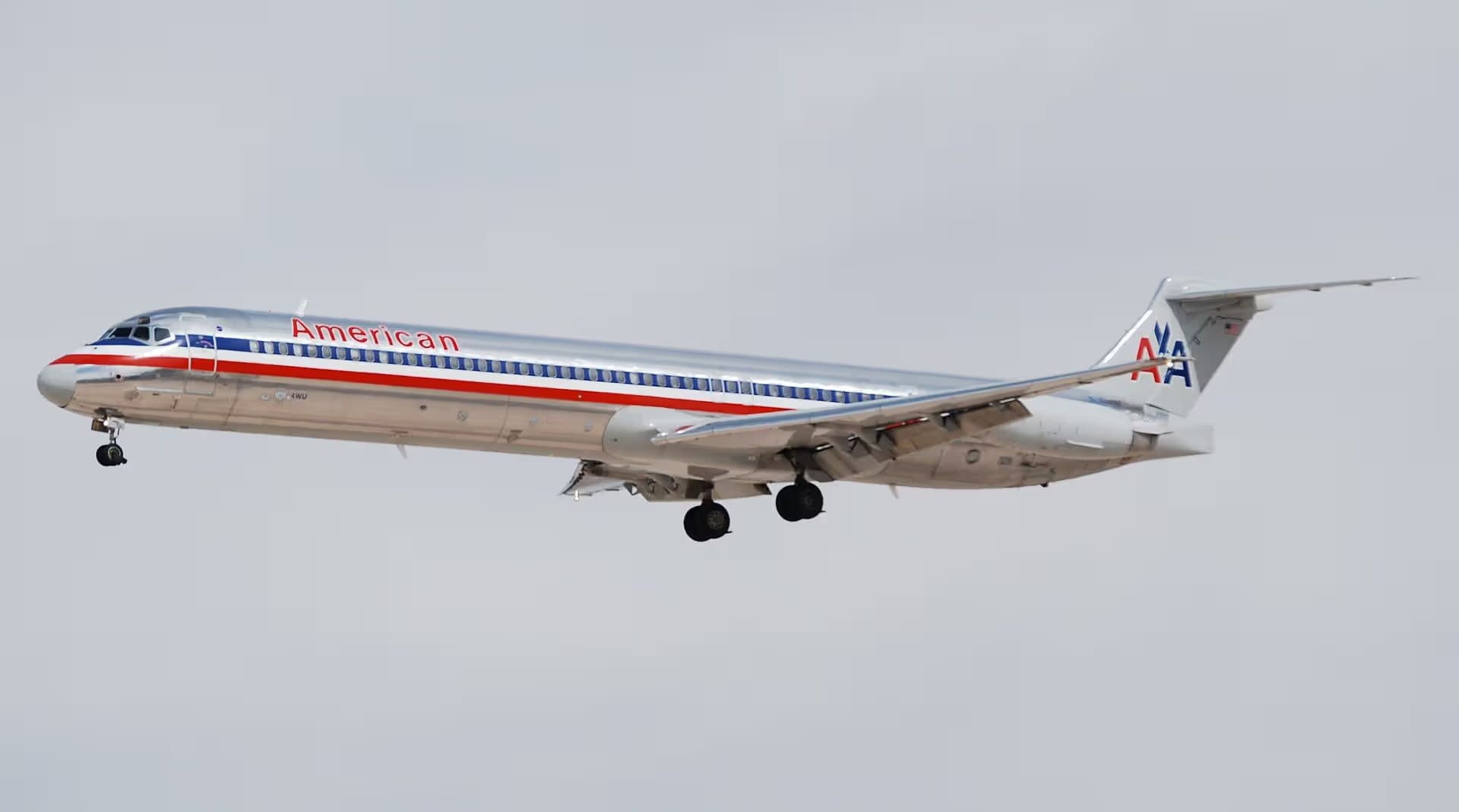 N110HM — Douglas