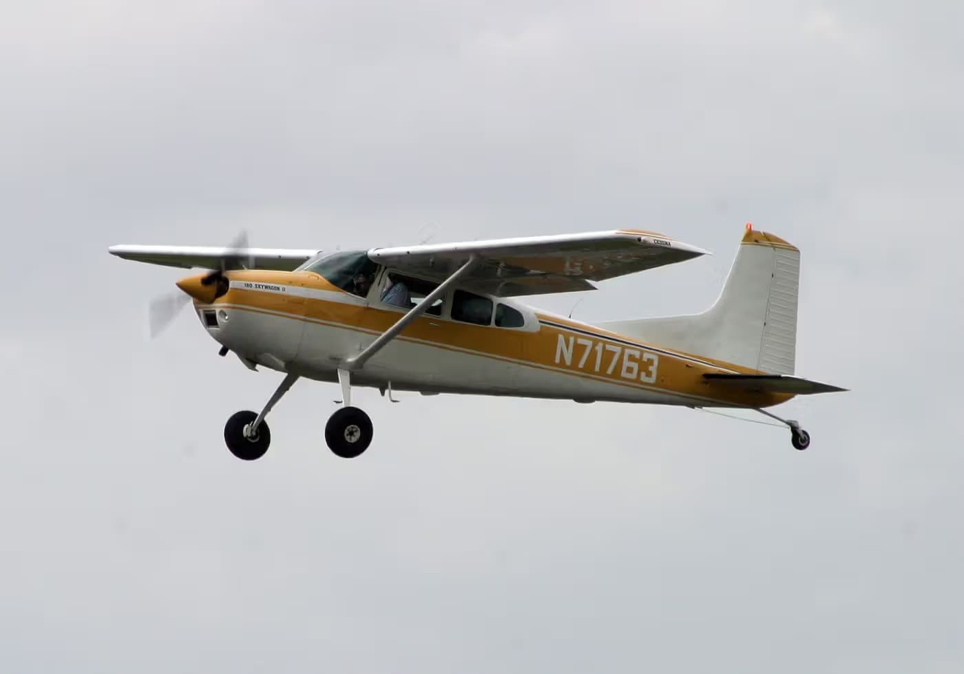 N71763 — Single-engine aircraft