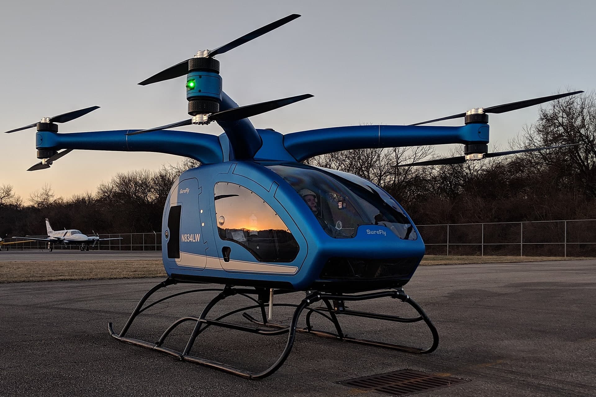 N834LW — Helicopter