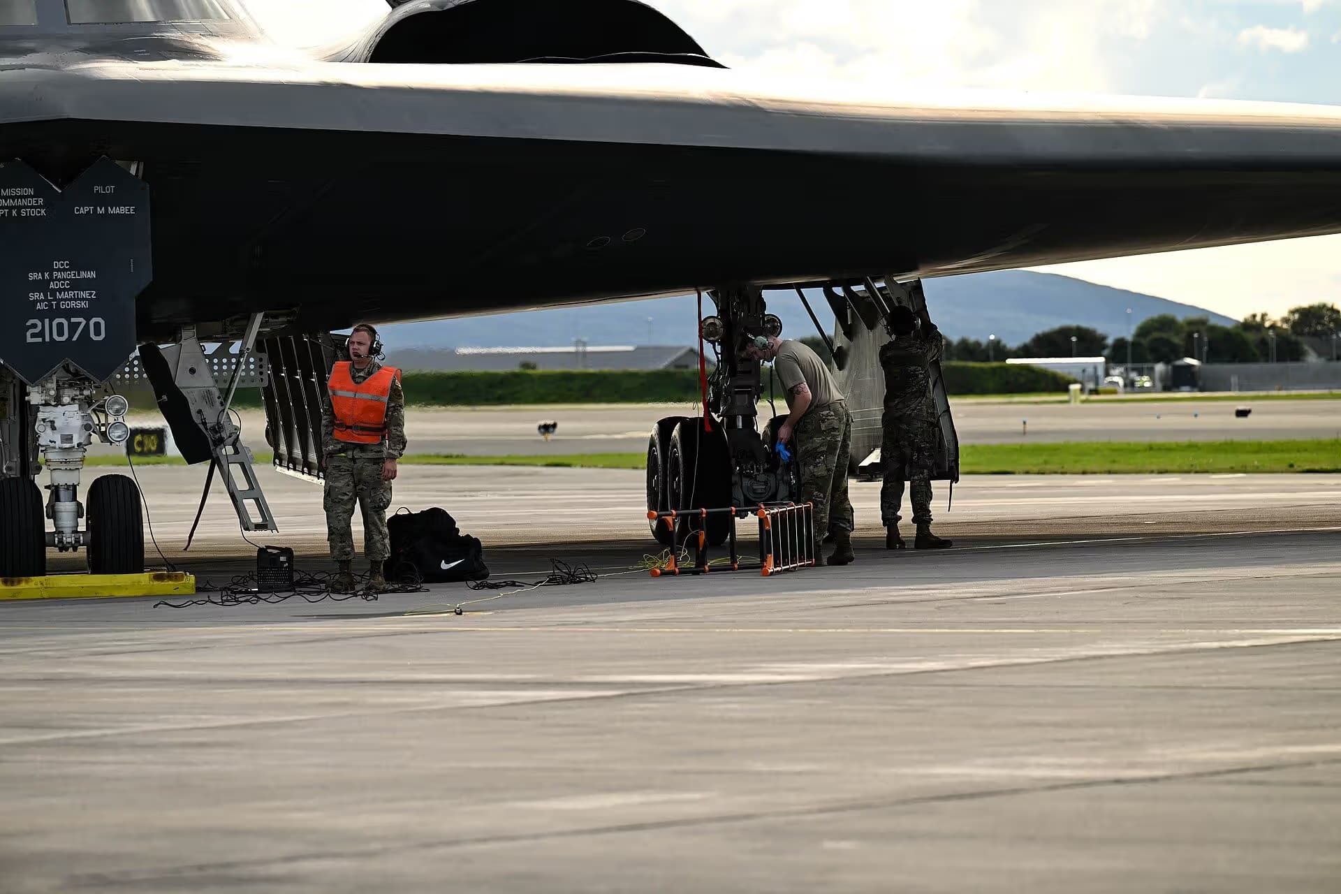 Unidentified — Aircraft