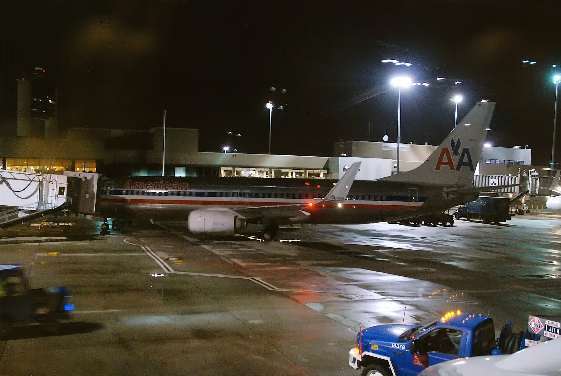 N944AN — Boeing