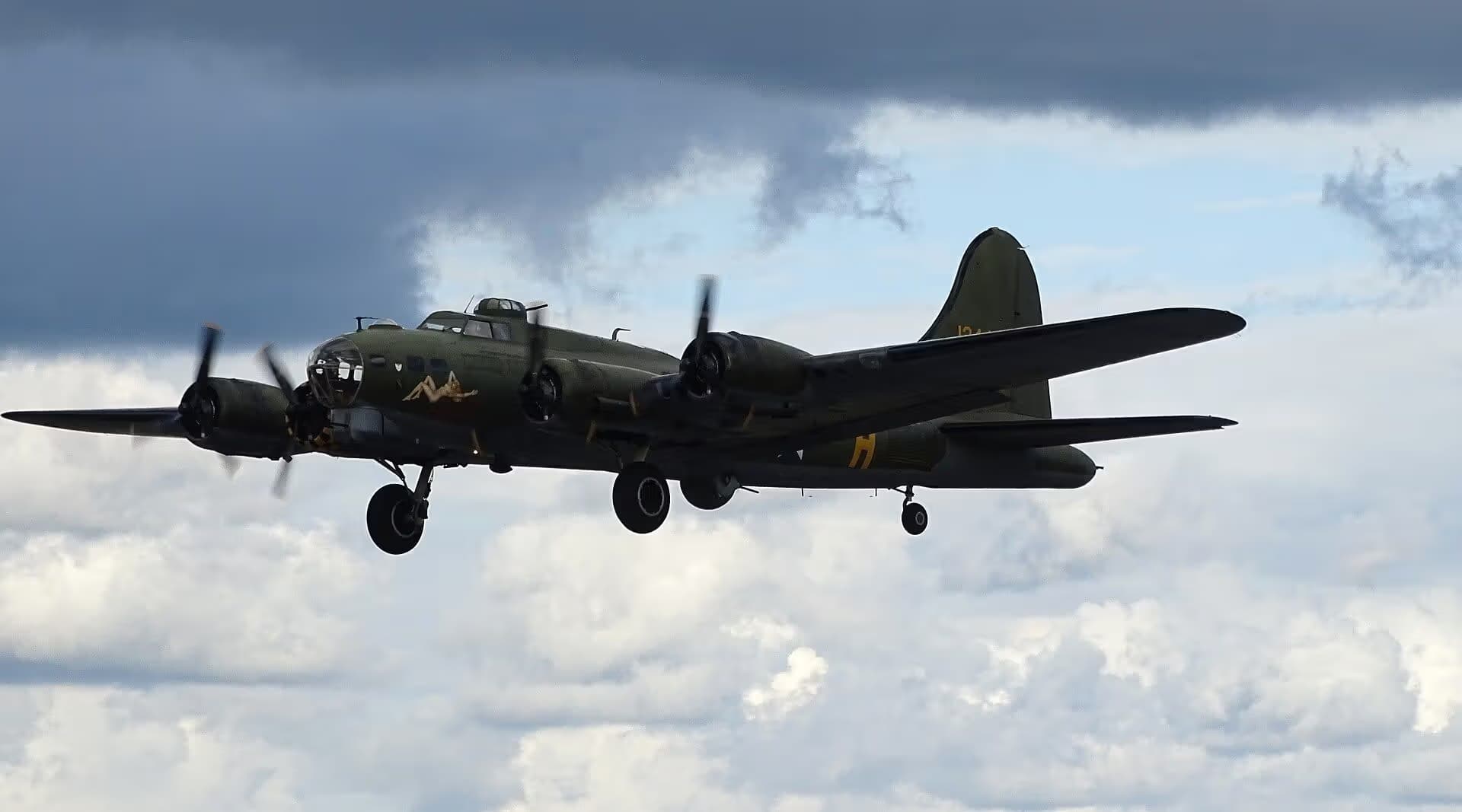 Unidentified — Aircraft