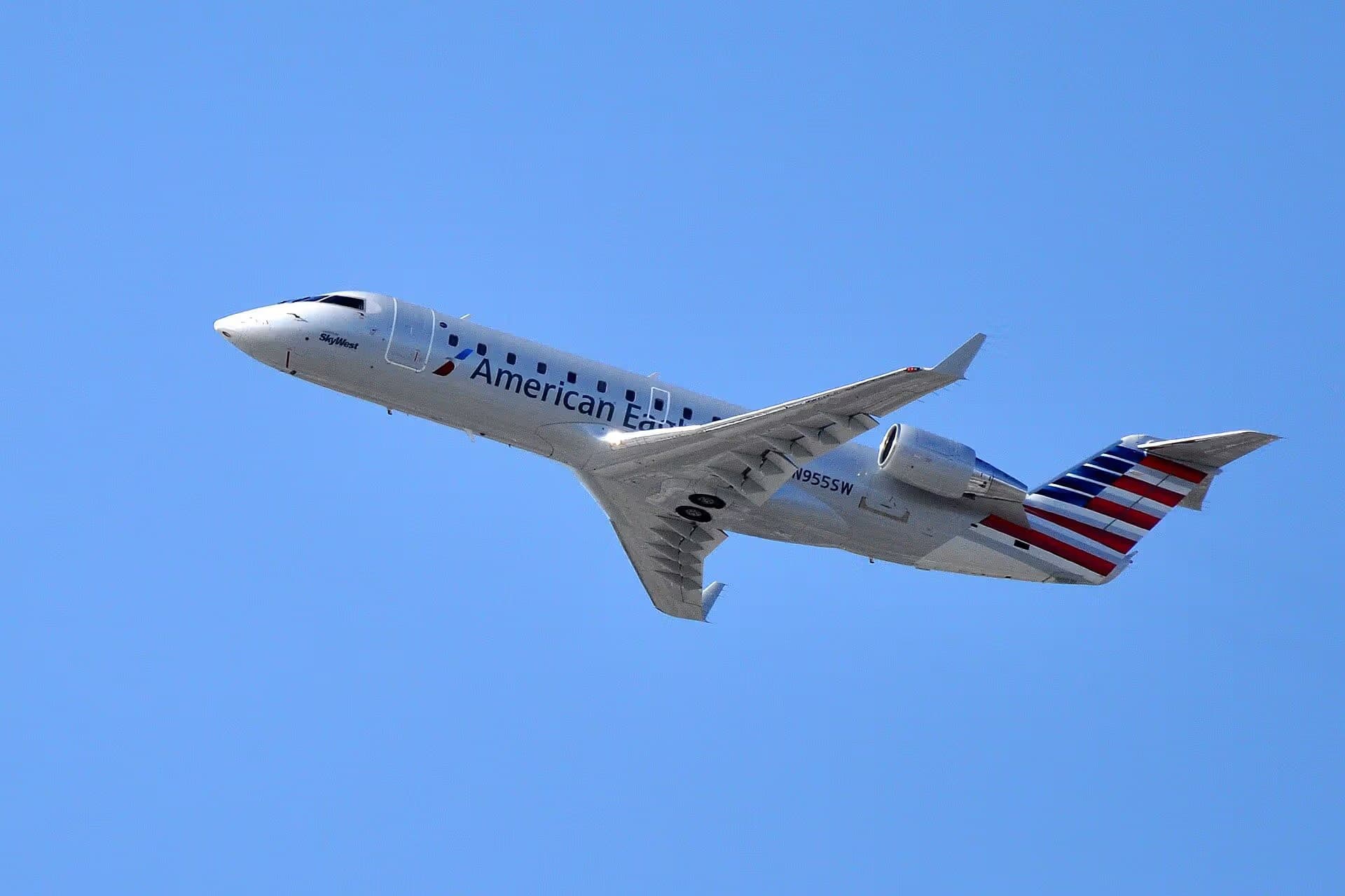 N955SW — Twin-engine aircraft