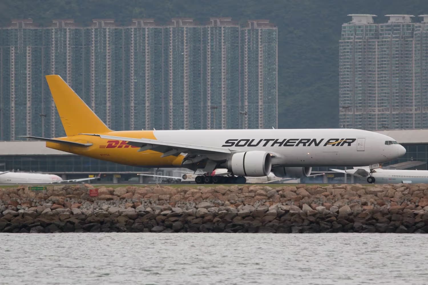 N777SA — Boeing