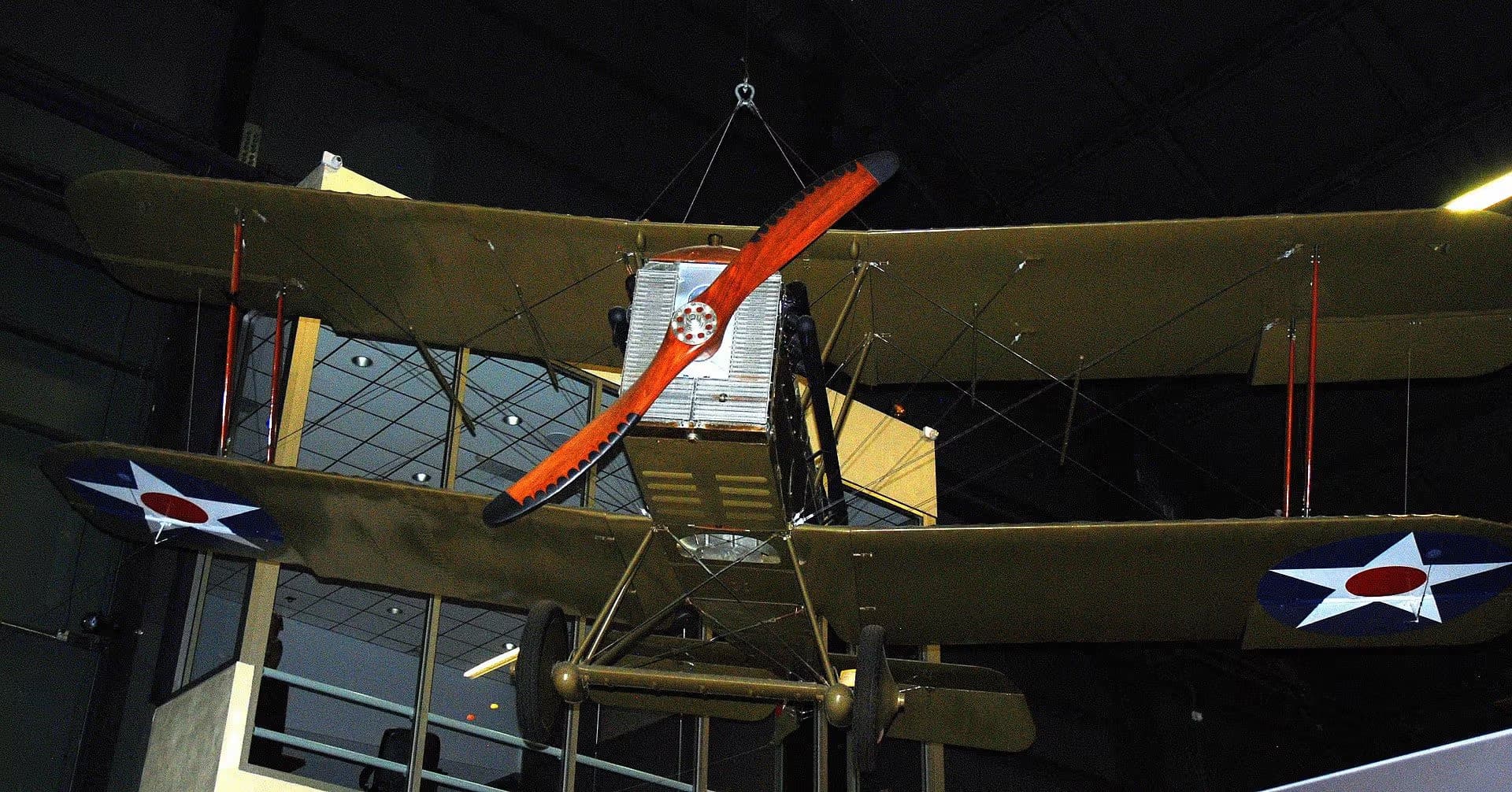 Unidentified — Single-engine aircraft