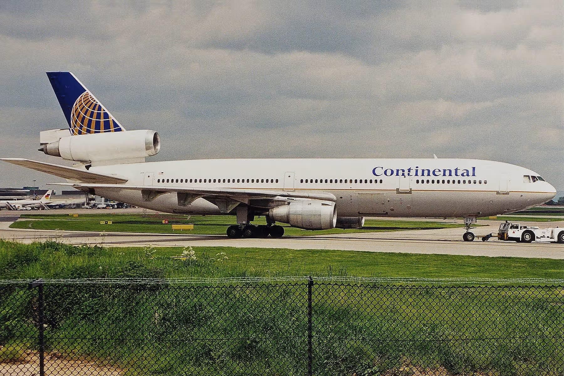 N37078 — Douglas