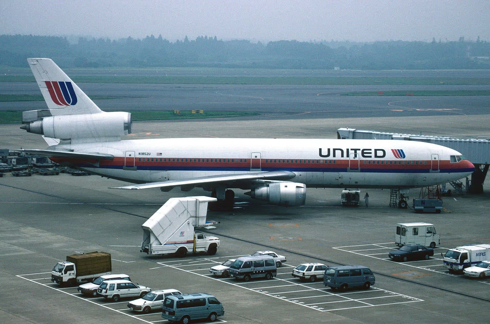 N1852U — Aircraft