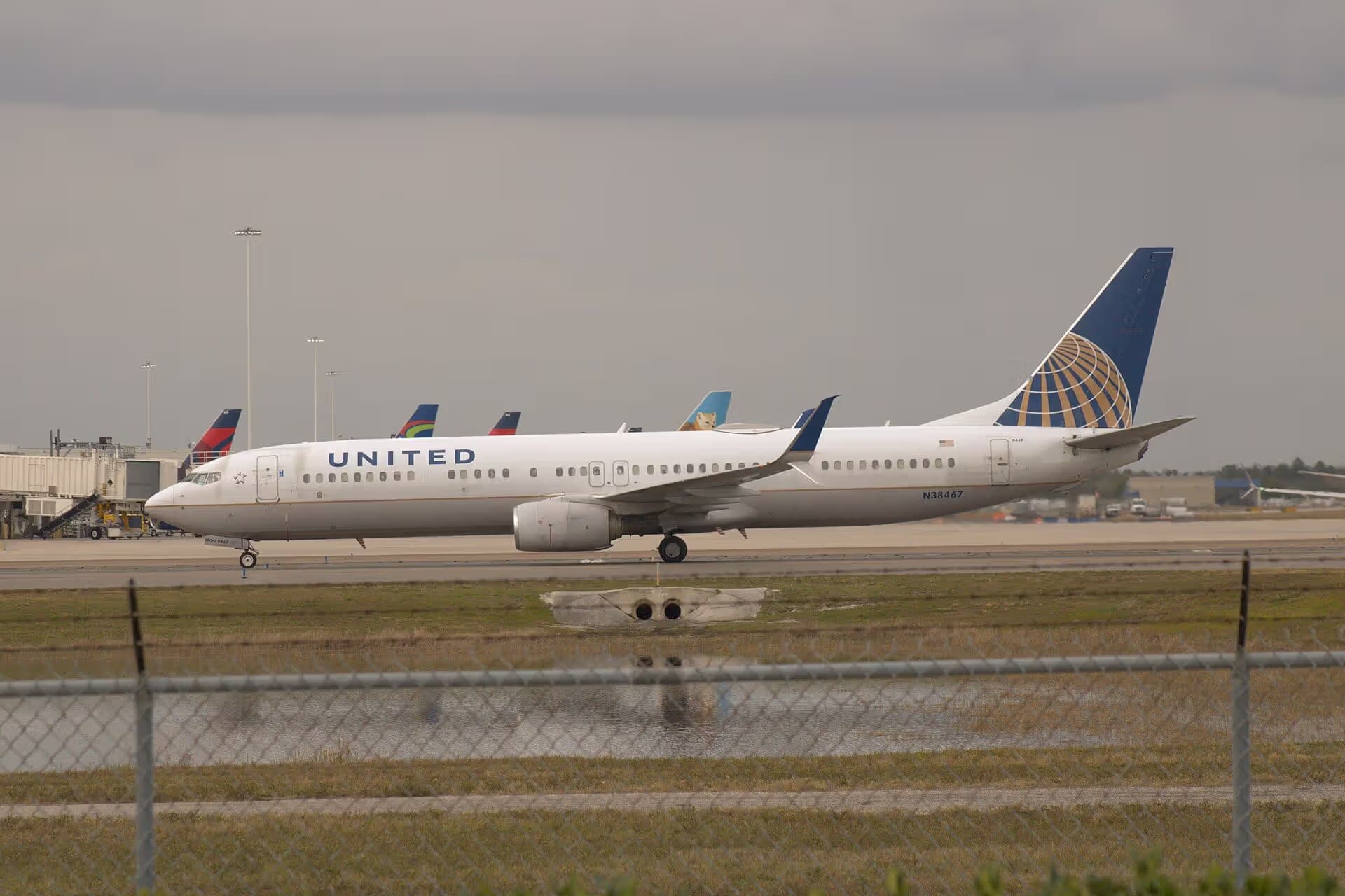 N38467 — Boeing
