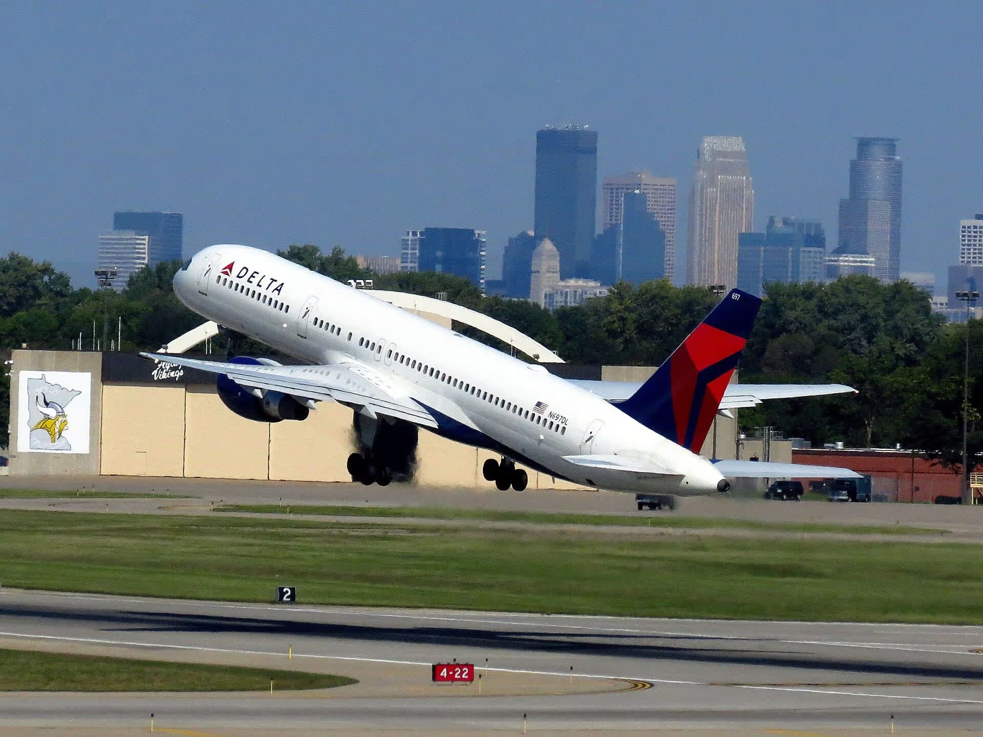 N697DL — Boeing