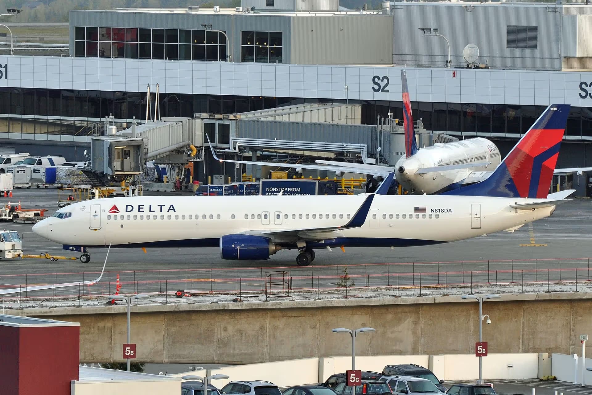N818DA — Boeing