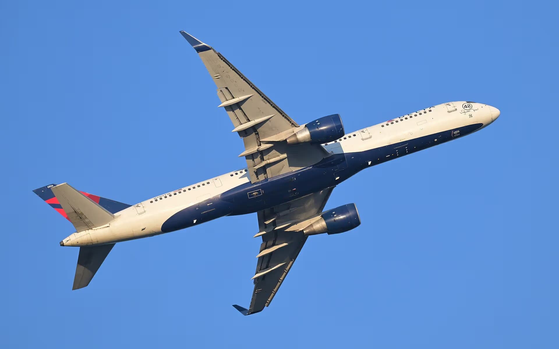 N709TW — Boeing