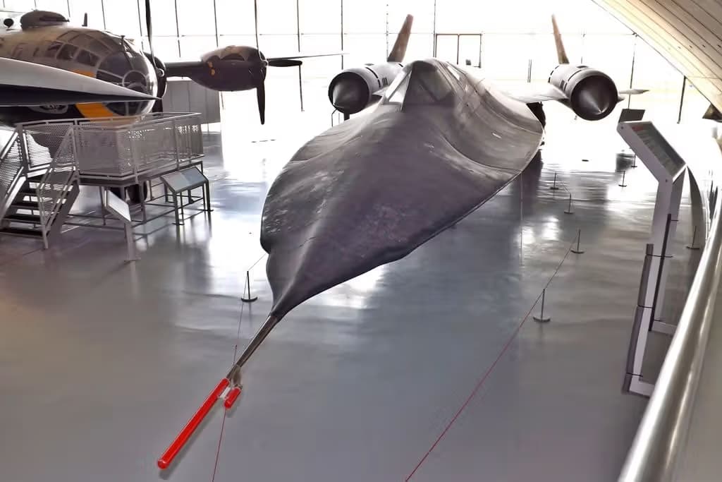 Unidentified — Lockheed